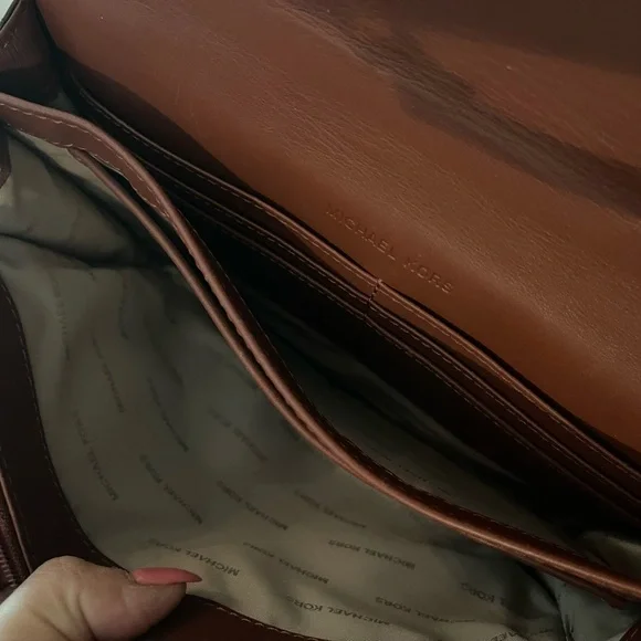 Michael Kors Brooklyn Grommet Large Leather Suede Crossbody Bag in Brick Red - Picture 5 of 8